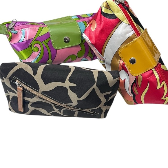 Source Unknown Handbags - Stylish Women's Multi-Color Cosmetic bags.☑️